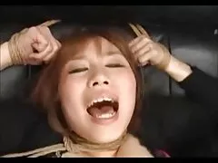 Bröstvårtsklämmor asiatiska tonåringar till orgasm