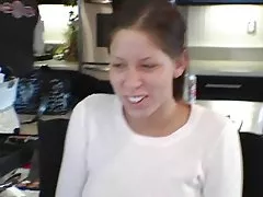 Raunchy brud får en stor en mellan hennes ben