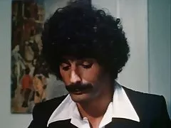 Lyckliga få alla håna och sprit